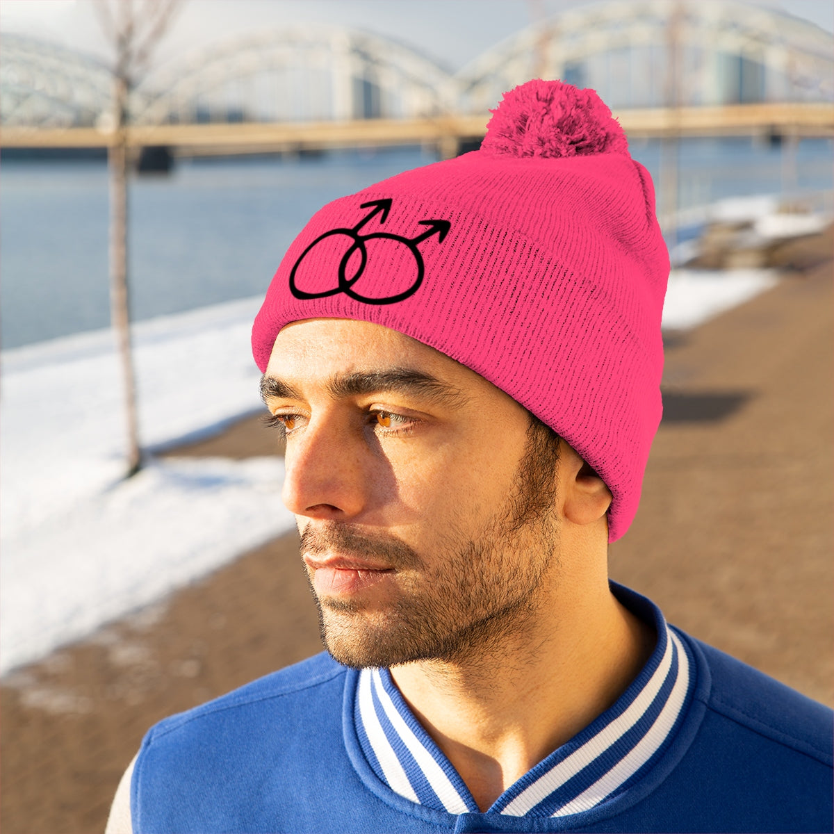 DOUBLE MARS <br>pom pom beanie